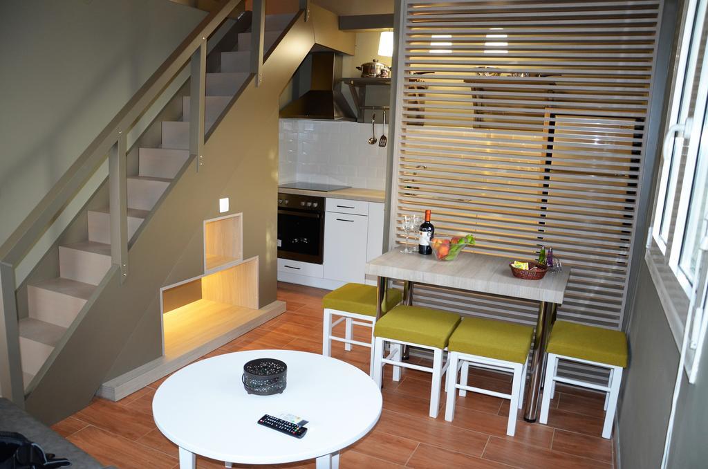 Ampoulos Rooms & Apartments Kedro エクステリア 写真