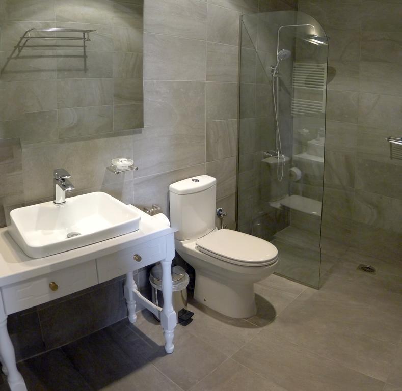 Ampoulos Rooms & Apartments Kedro エクステリア 写真